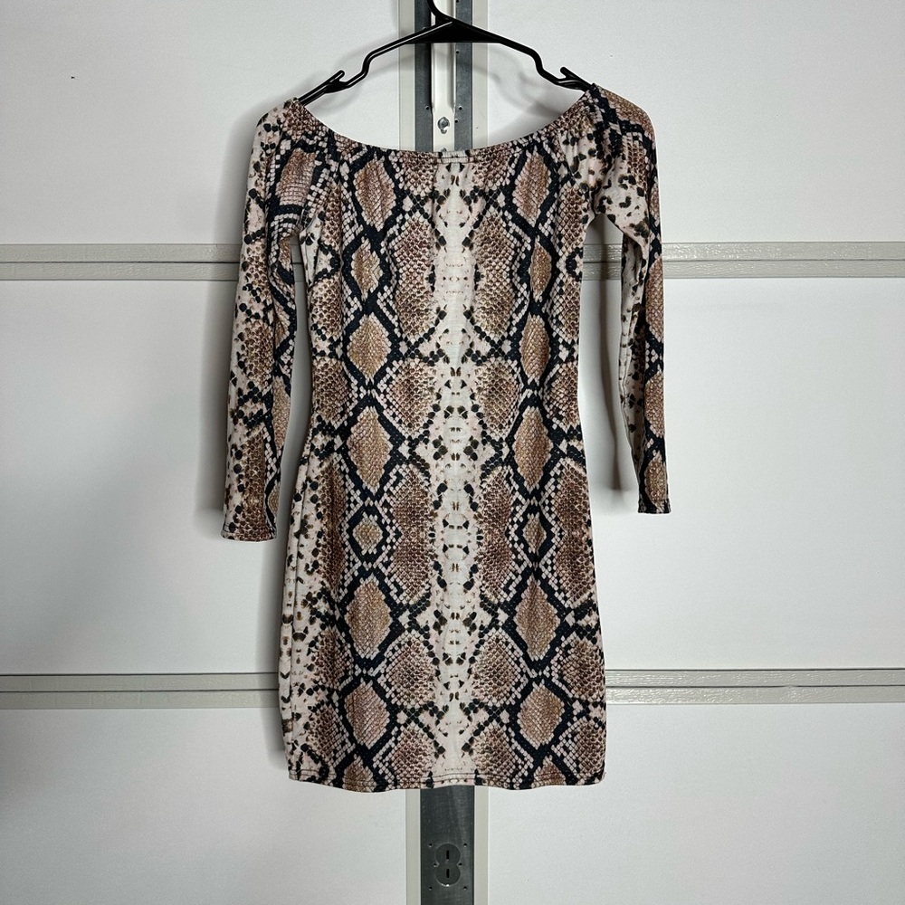 PrettyLittleThing Brown and Black Snake Print Dress